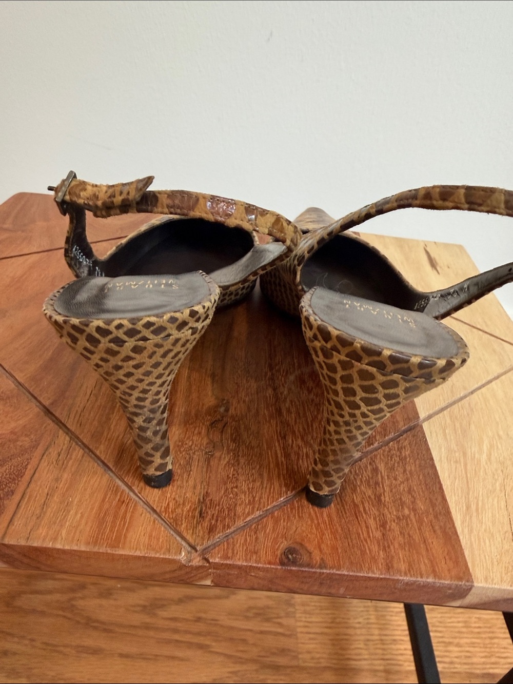Stuart Weitzman Tan Brown Snake-Print Slingback Pumps, 7 1/2 M…….So Exquisite! - Picture 6 of 7